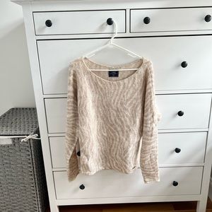 Abercrombie & Fitch Sweater